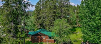 Glacier Trails Highline Cabin