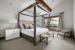 7 bedrooms, iron/ironing board, free WiFi, bed sheets