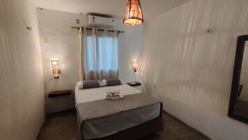 Chambre Quadruple Confort | Bureau, Wi-Fi gratuit