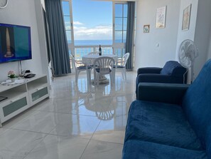 TV