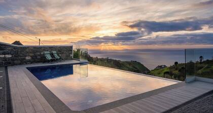 With pool and sea view - Vila da Ribeira da Vaca