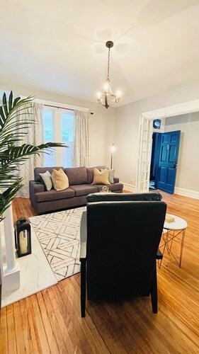 Historic Garden 1-bedroom apartment in amazing Augusta - The Pearl with AC, WiFi