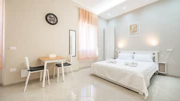 1 bedroom, travel cot, WiFi, bed sheets