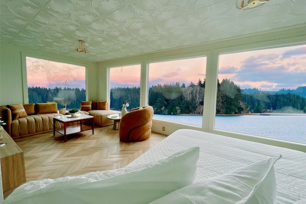 Premium bedding, down duvets, individually decorated