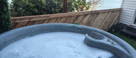 Cabaña Deluxe, vistas al lago | Bañera de hidromasaje privada