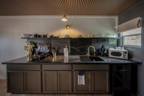 Premium Suite, Lake View | Private kitchen - The Florentine Waterfront Hotel (Dunes City)