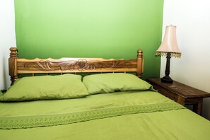 Enkeltrom – classic | Safe på rommet, skrivebord og skrivebord for bærbar PC