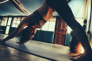 Yoga - PURE Gym - Spa - Yoga - Lodging (Granada)