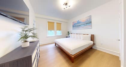 Newly Renovated Room with King Bed