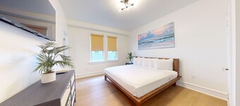 2Bed/2Bath King Suite