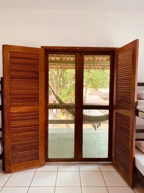 經典共用宿舍, 男女混合宿舍 | 內部