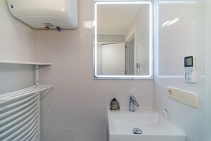Shower, towels, toilet paper - WELCS ESTUDIO 237 PDA junto al mar (Platja d´Aro)