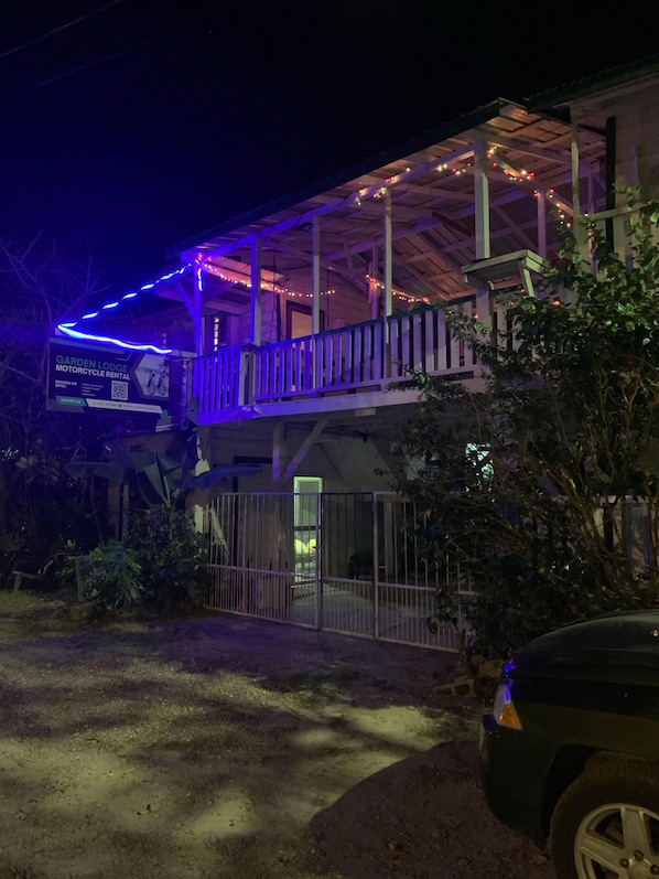 Exterior - Garden Lodge Hotel (Placencia)