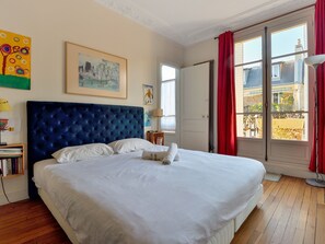 3 soverom, skrivebord, strykejern/-brett og wi-fi