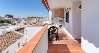 Holiday Home 'Casa Centro' with Sea View, Wi-Fi and Air Conditioning