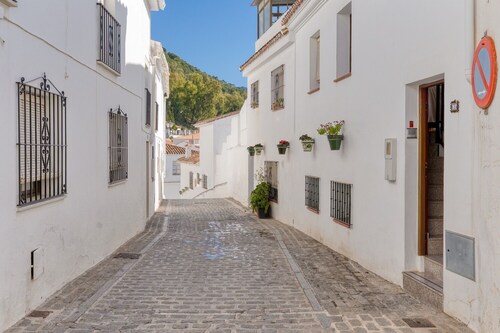 Holiday Home 'Casa Centro' with Sea View, Wi-Fi and Air Conditioning