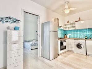 Fridge, oven, stovetop, highchair