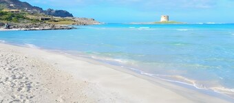 Villa Katy sul Porto di Stintino con vista mare, Wi-Fi e aria condizionata