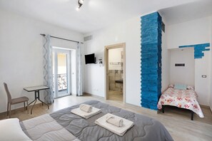 1 bedroom, free WiFi, bed sheets