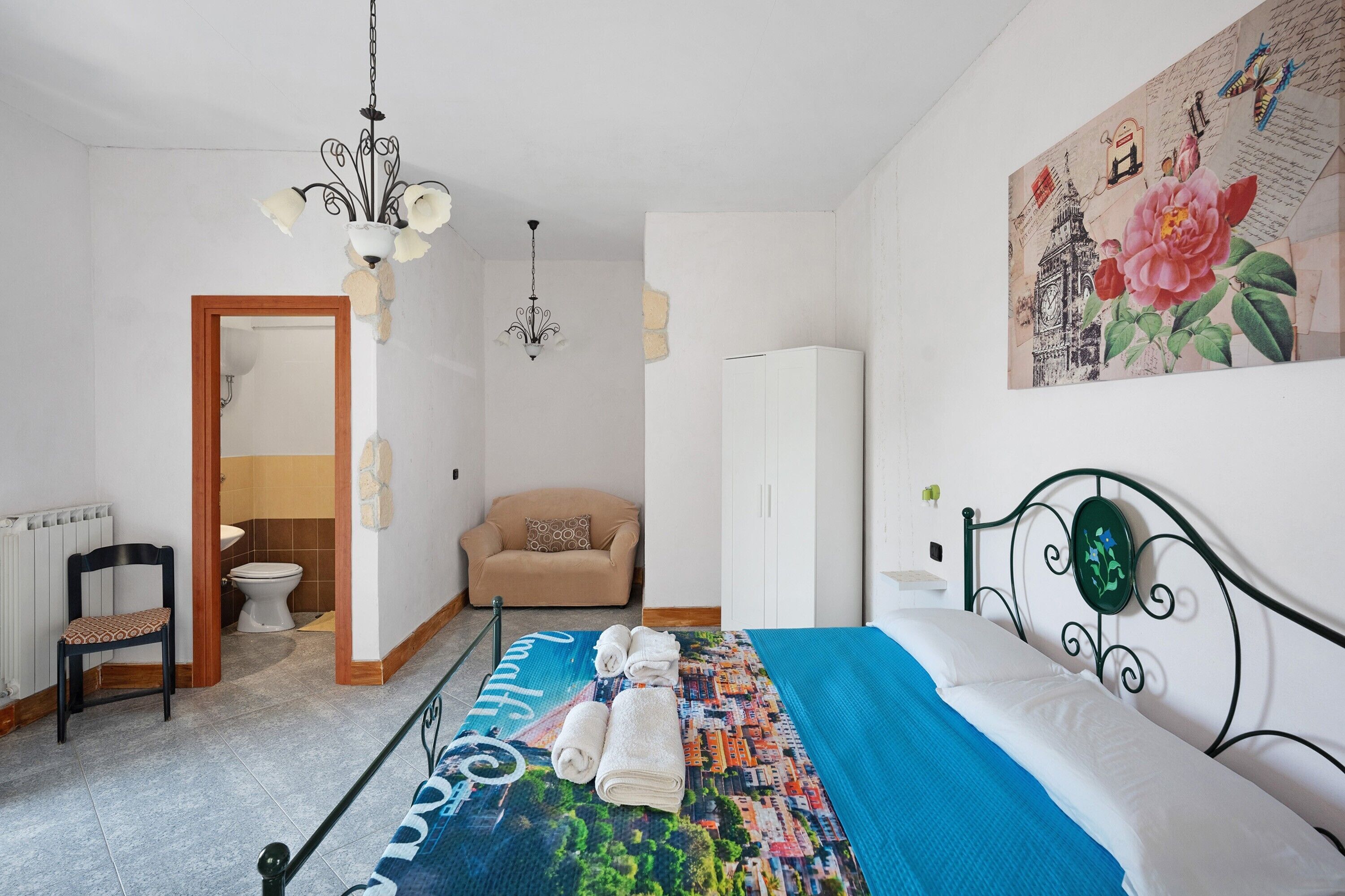 1 bedroom, free WiFi, bed sheets