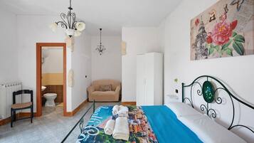 1 bedroom, free WiFi, bed sheets