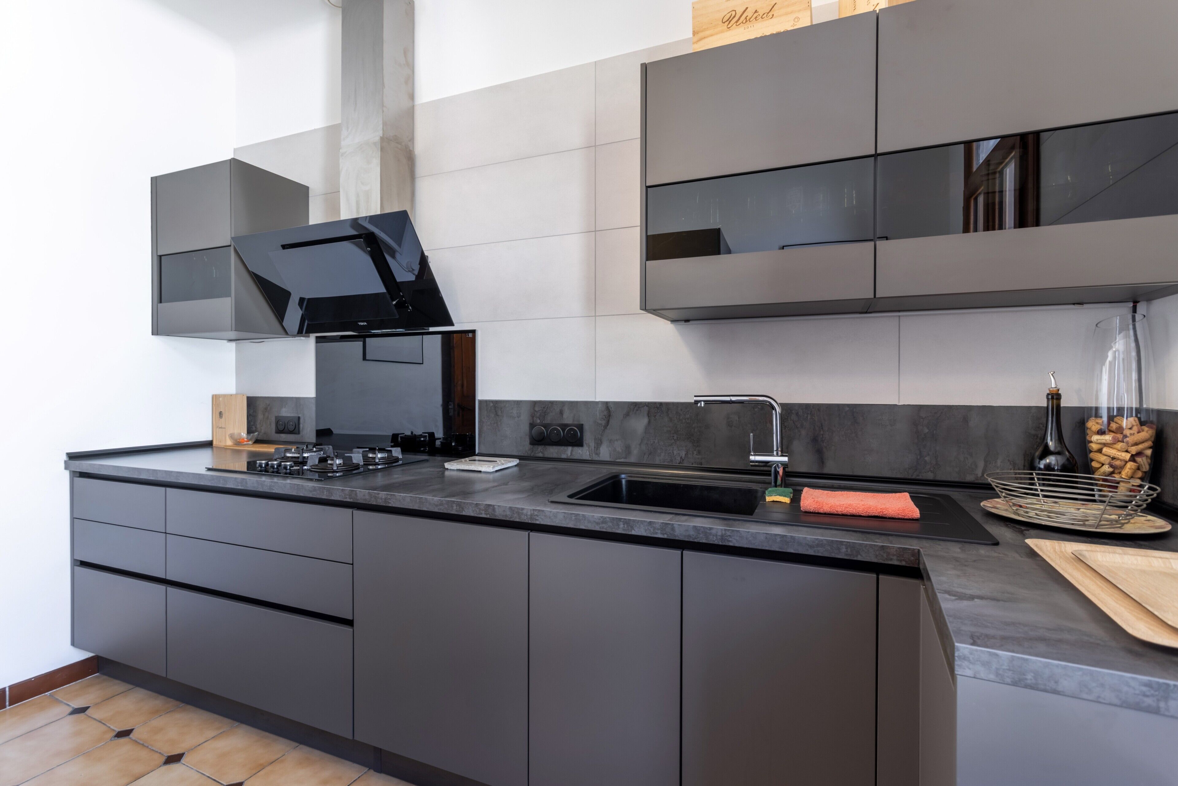 Refrigerador, microondas, horno, placa de cocina