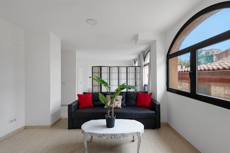 Interior. Apartment 'Wonderful Center Manresa' with Private Terrace, Wi-Fi and Air Conditioning