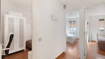 3 habitaciones, tabla de planchar con plancha y wifi gratis