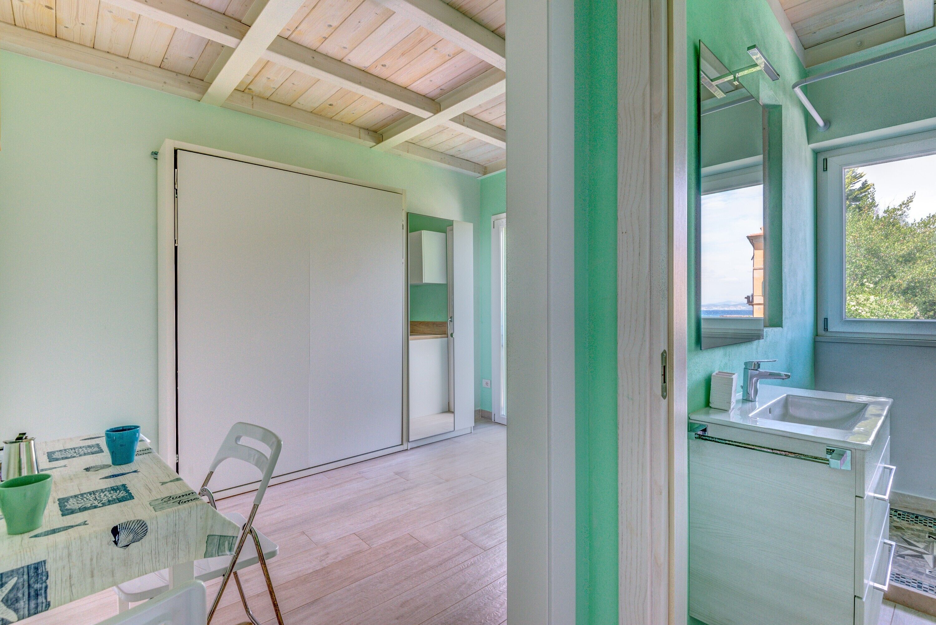 Fridge, stovetop, coffee/tea maker, cookware/dishes/utensils