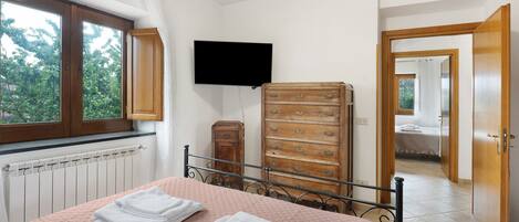 2 dormitorios, wifi gratis, ropa de cama