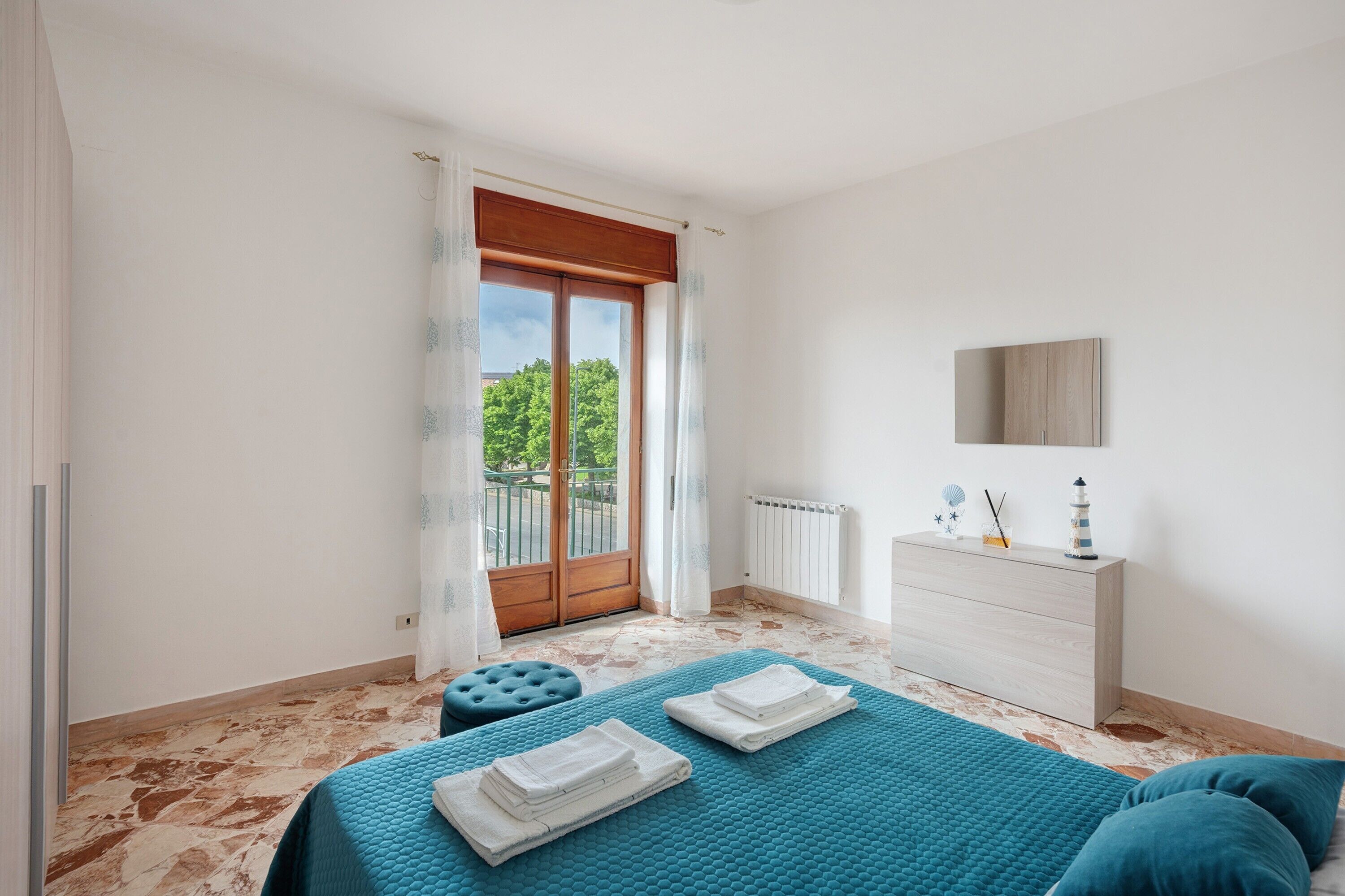 Apartment 'Positano Vista Monti' With Shared Garden, Balcony And Wi-fi - Praiano