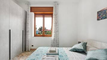 2 bedrooms, free WiFi, bed sheets