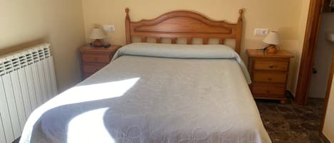 1 chambre, Wi-Fi gratuit, draps fournis