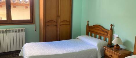 1 habitación, wifi gratis y ropa de cama