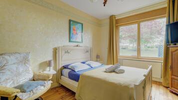 1 sovrum, strykjÀrn/strykbrÀda, gratis wi-fi och sÀngklÀder