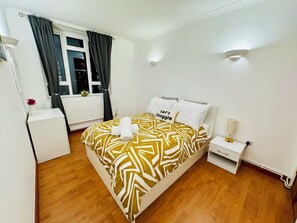 1 bedroom, iron/ironing board, travel cot, free WiFi