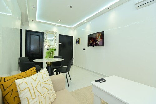 12 min to Majorelle 2BR Oasis AC & Free Parking