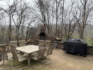 Outdoor dining - 474, Your Mountain Getaway. (Keyser)