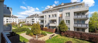 Sapphire Sky Deluxe Apartment