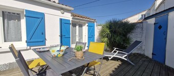 Saint Palais sur Mer - CLOSE TO THE LAKE for this small SEMI-DETACHED HOUSE - WIFI