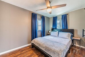 1 bedroom, desk, iron/ironing board, free WiFi - Casita Osuna A - 1 bedroom (Los Ranchos de Albuquerque)