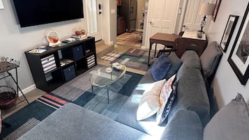 Smart TV, books