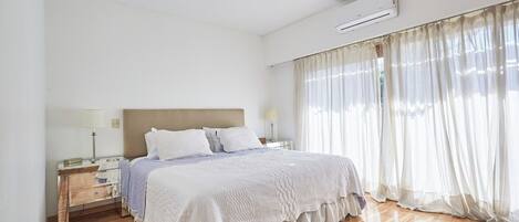 2 間睡房、熨斗/熨衫板、Wi-Fi、床單