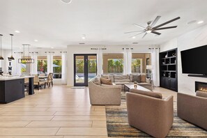 TV, fireplace, table football, offices - 'Wanderlust' Pickleball, mini golf, and more! (Indio)