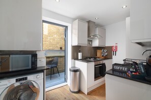 Microwave, oven, stovetop, dishwasher