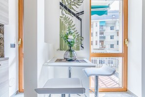 تناول الطعام