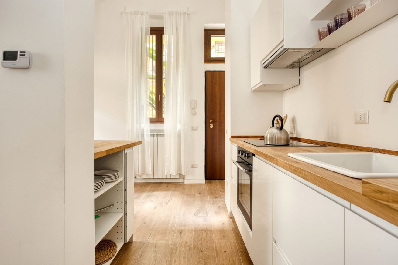 Refrigerador, horno, placa de cocina, lavavajillas