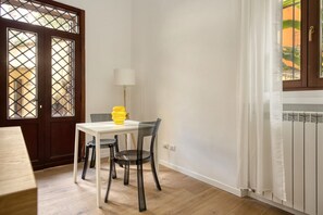 Dining - Hostmate - Milano - Varanini - Stazione Centrale (Milan)