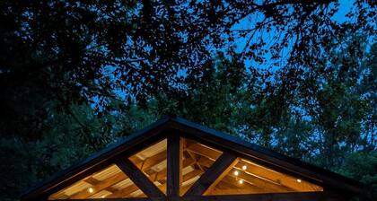 Creekside Cabins - Comet