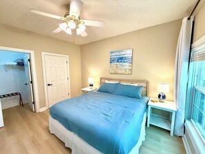 2 bedrooms, iron/ironing board, travel cot, free WiFi